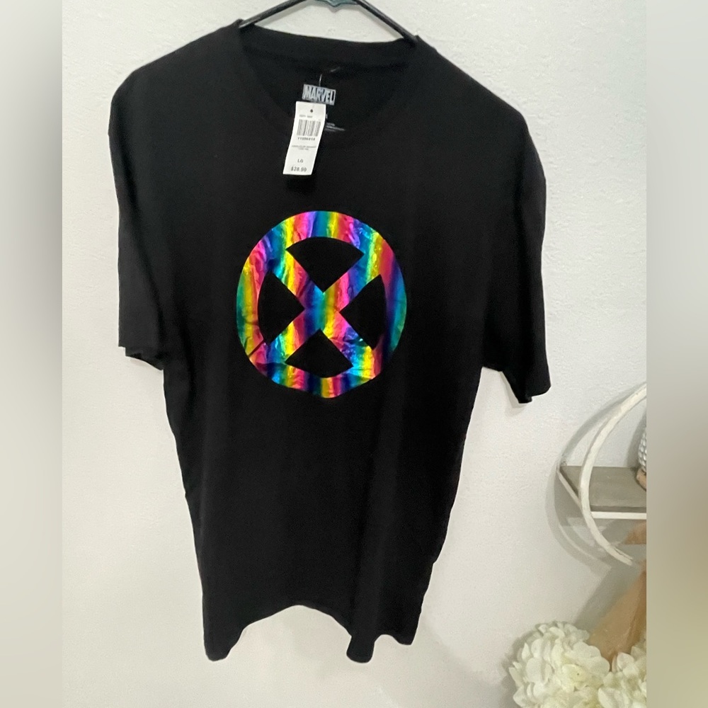 NWT marvel reflective shirt